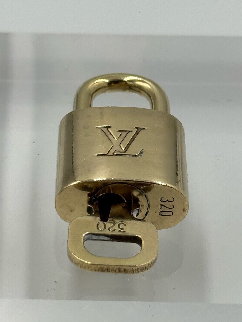 Louis Vuitton PadLock Lock 1 Key Brass Shinny Gold Number 320